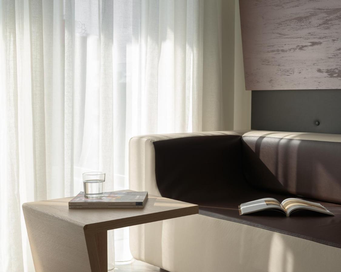 เมลโรส โฮเทล เรไทม์โน Hotel Rethymno  ภายนอก รูปภาพ