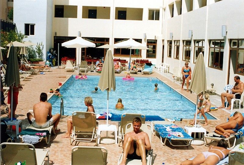 เมลโรส โฮเทล เรไทม์โน Hotel Rethymno  ภายนอก รูปภาพ